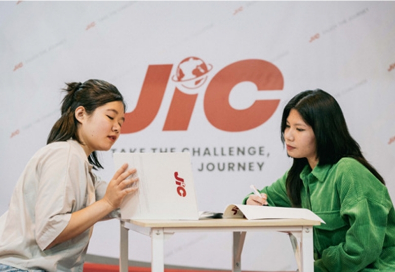 フィリピン留学 Cebu21 - Challenger Campus-Students-44